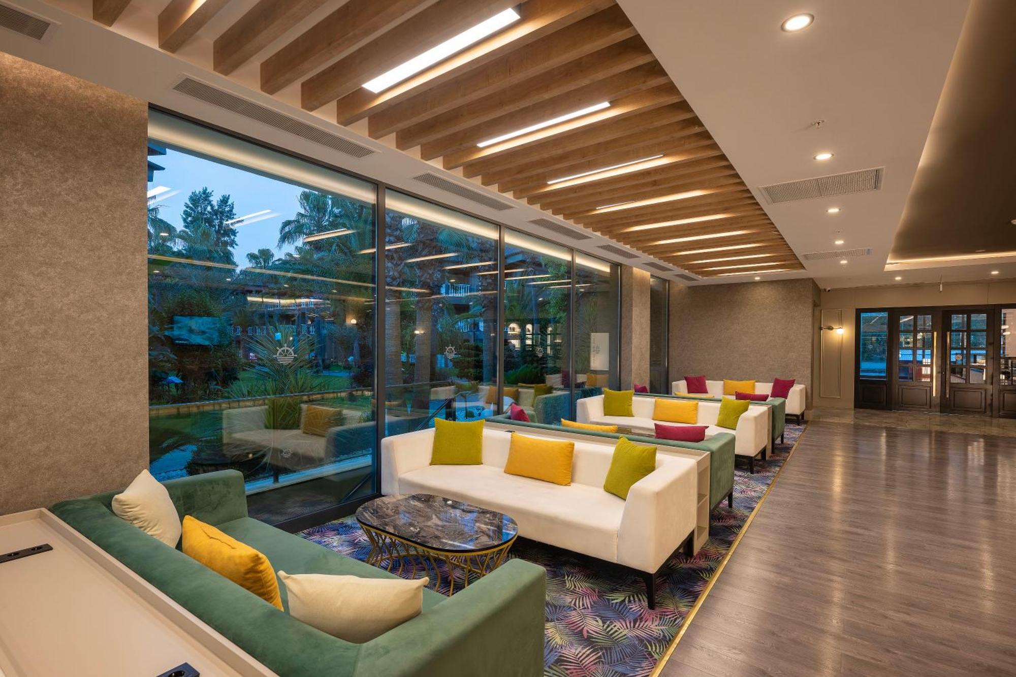 Sailor'S Beach Club Kemer Bagian luar foto